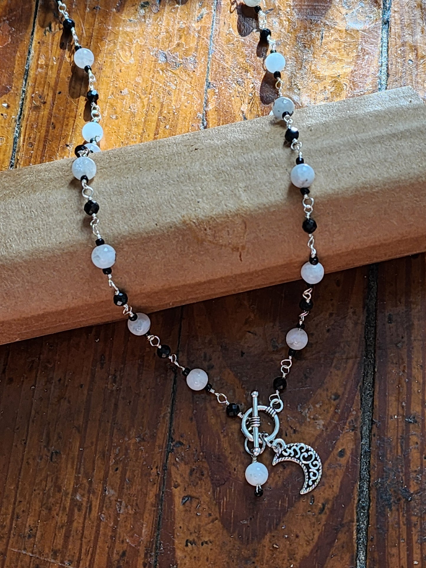 Luna Necklace