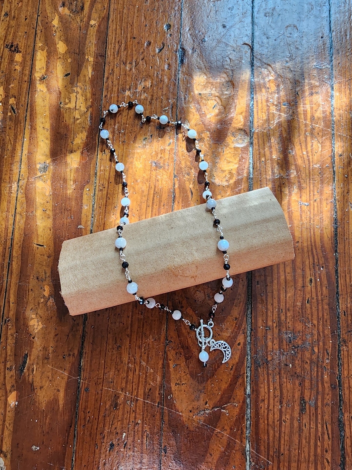 Luna Necklace