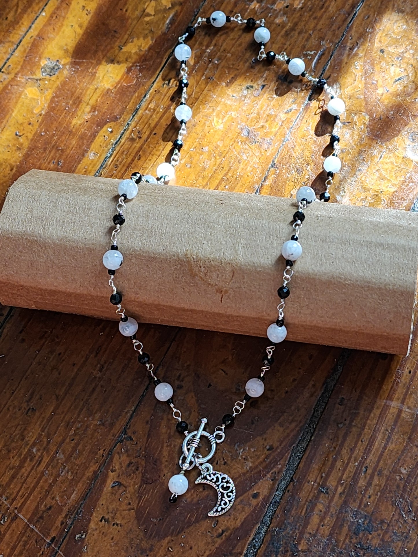 Luna Necklace