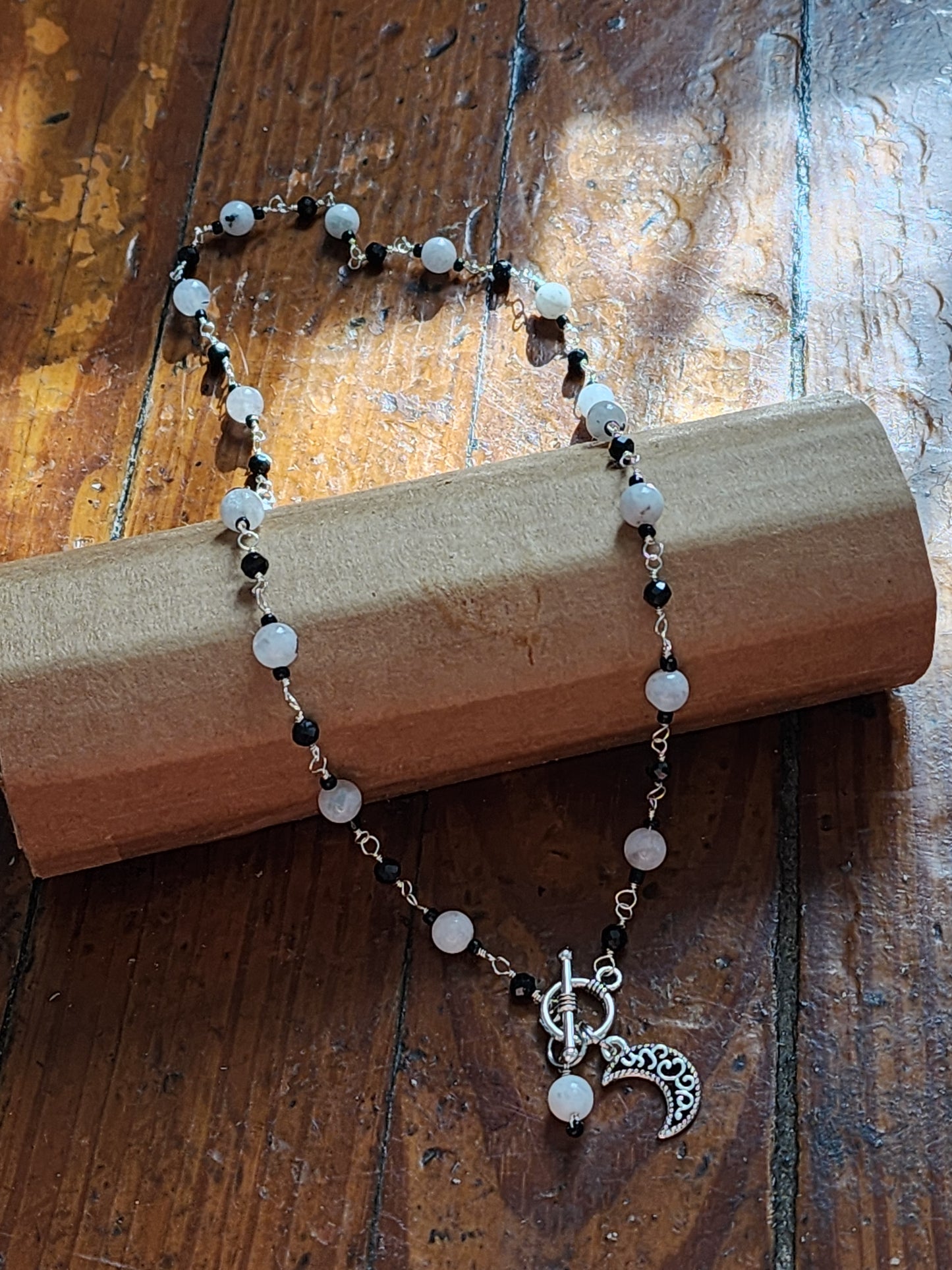 Luna Necklace